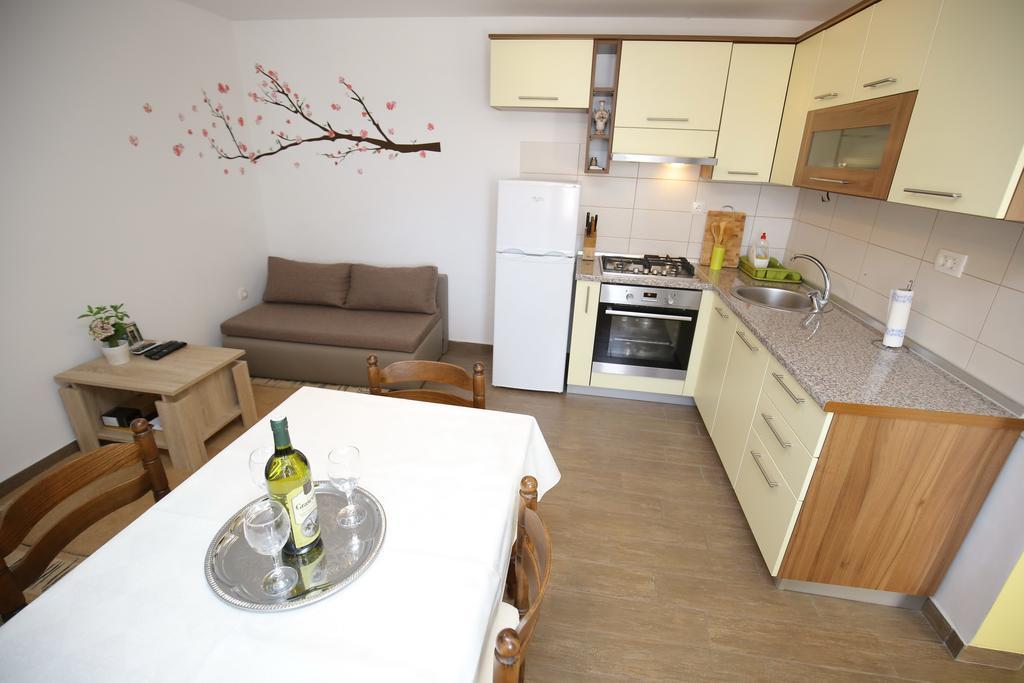 Apartment Marta Ražanac Extérieur photo