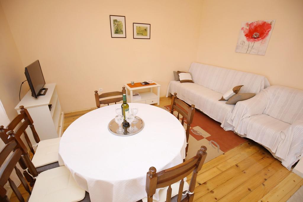 Apartment Marta Ražanac Extérieur photo