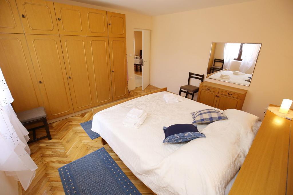 Apartment Marta Ražanac Extérieur photo