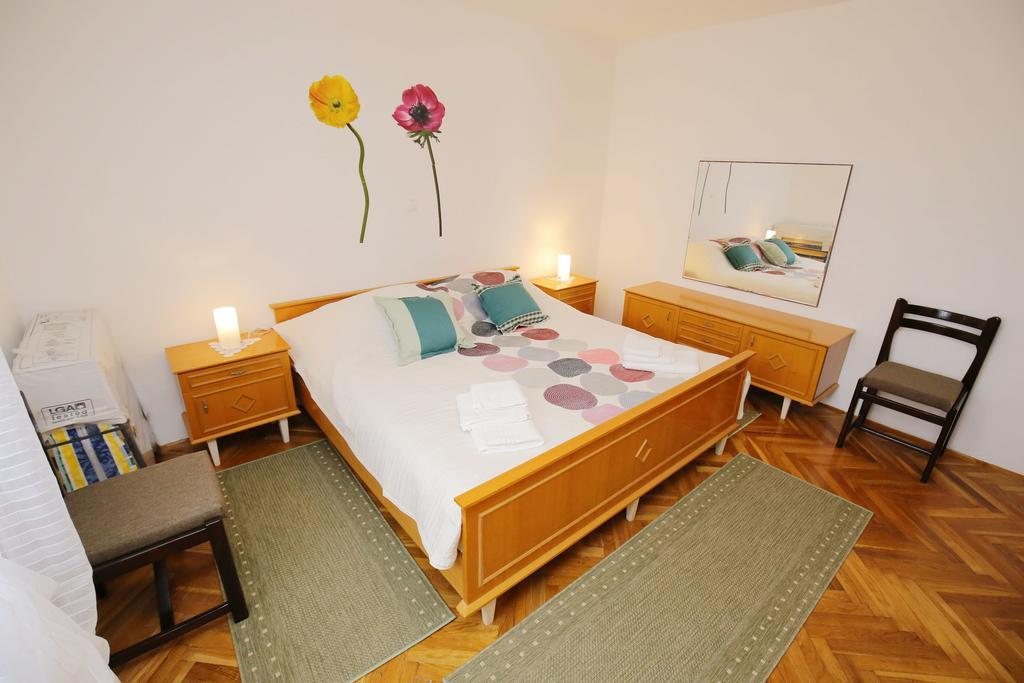 Apartment Marta Ražanac Extérieur photo